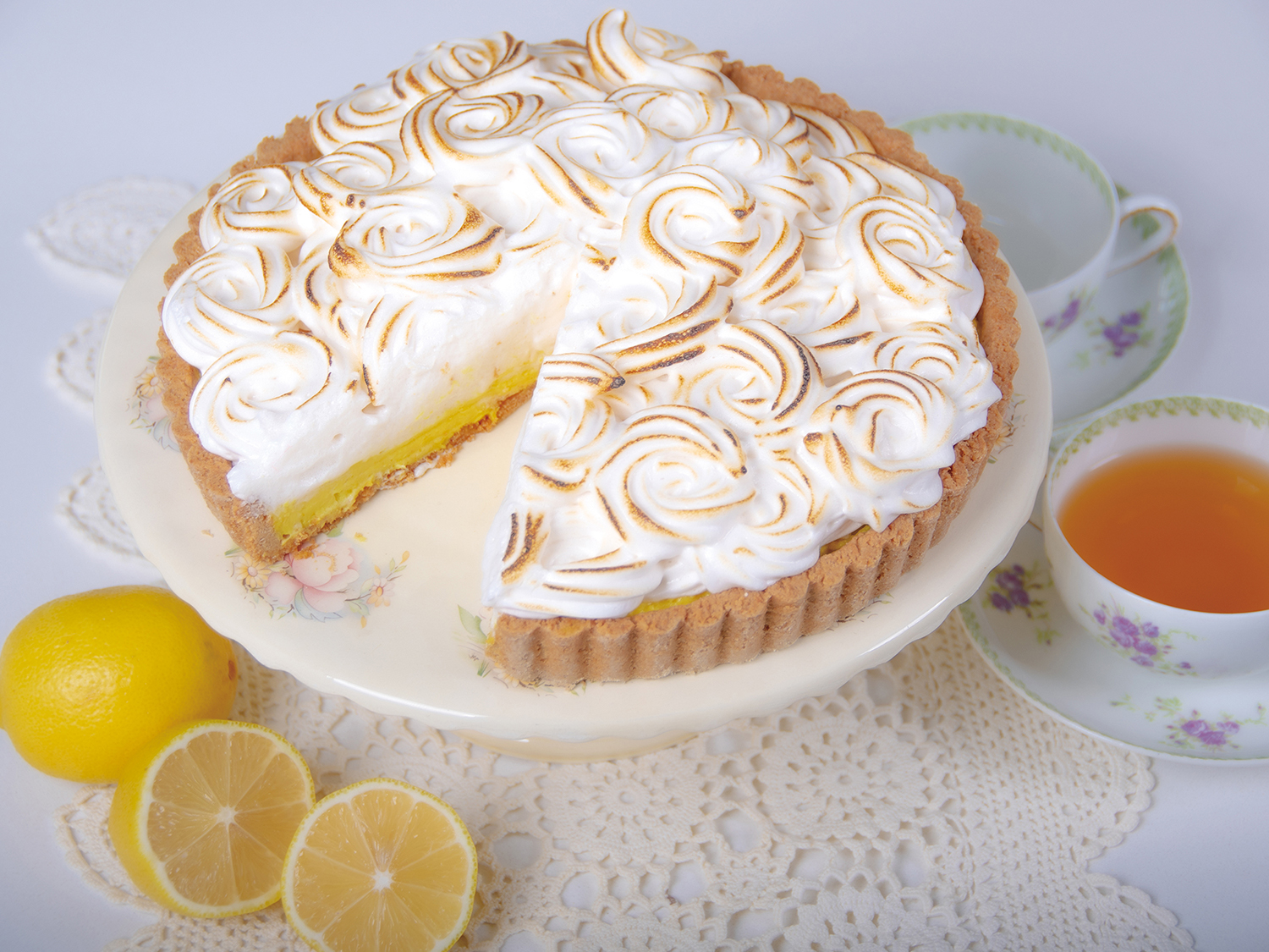 レモンメレンゲパイ（Lemon Meringue Pie with White Sorghum Flour）