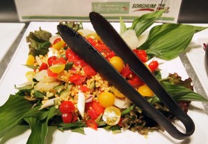 ソルガムきびとトマト、春野菜サラダ、トマトドレッシング
