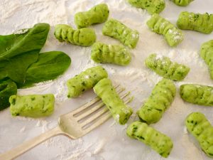 さつまいものグリーンニョッキ（SPINACHI GNOCCHI）