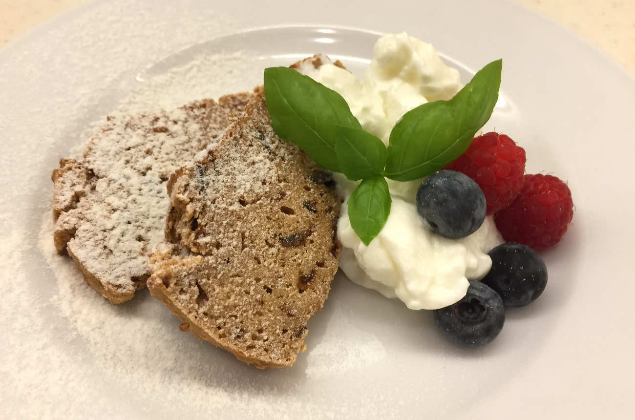 ソルガムきびのバナナプルーンケーキ