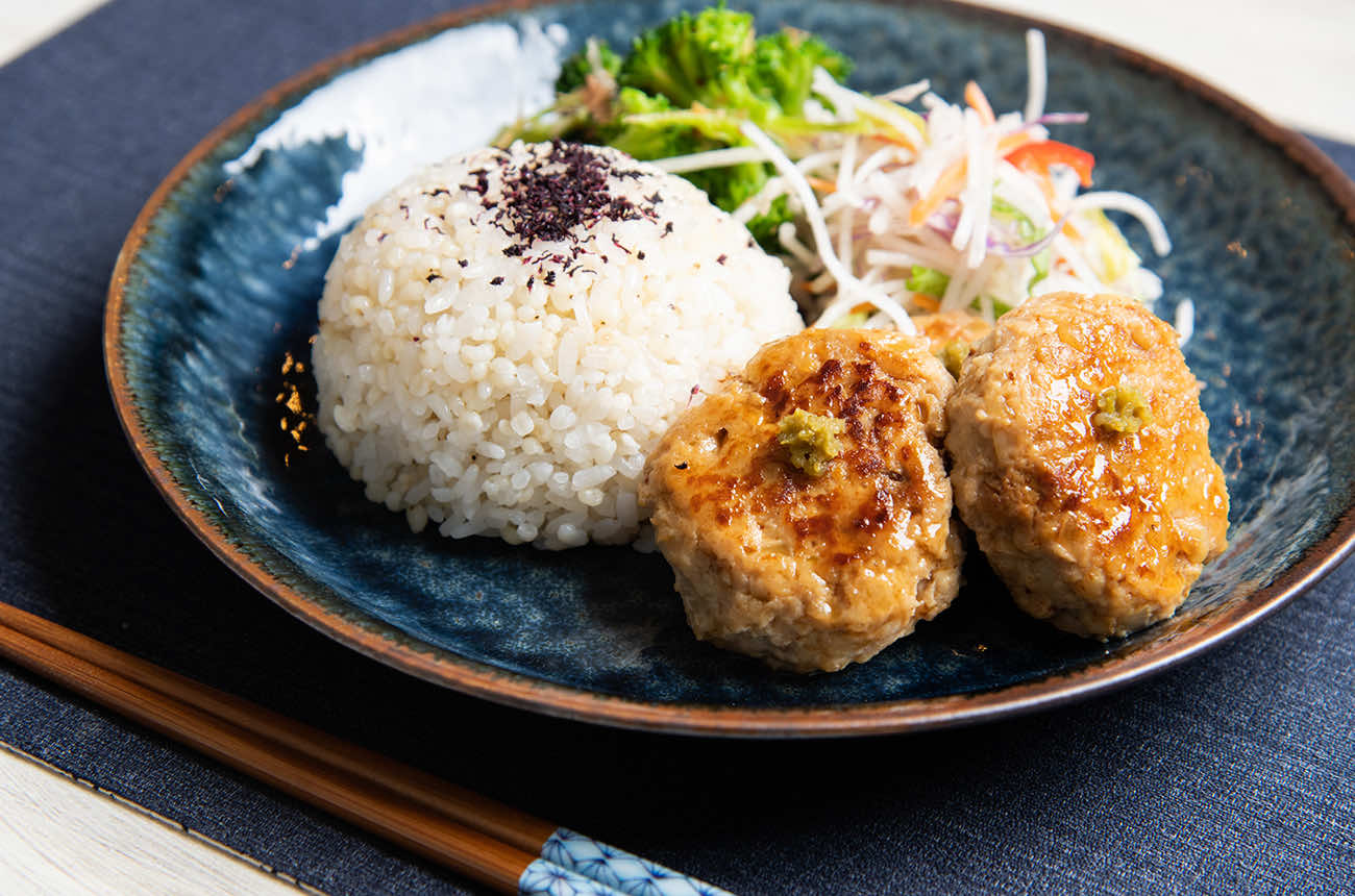 ソルガムきび粒と豆腐の照り焼きハンバーグ